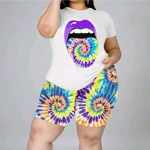 Plus Size Lip Print Short Sleeve Tee & Tie Dye Print Shorts Set Sz 4X